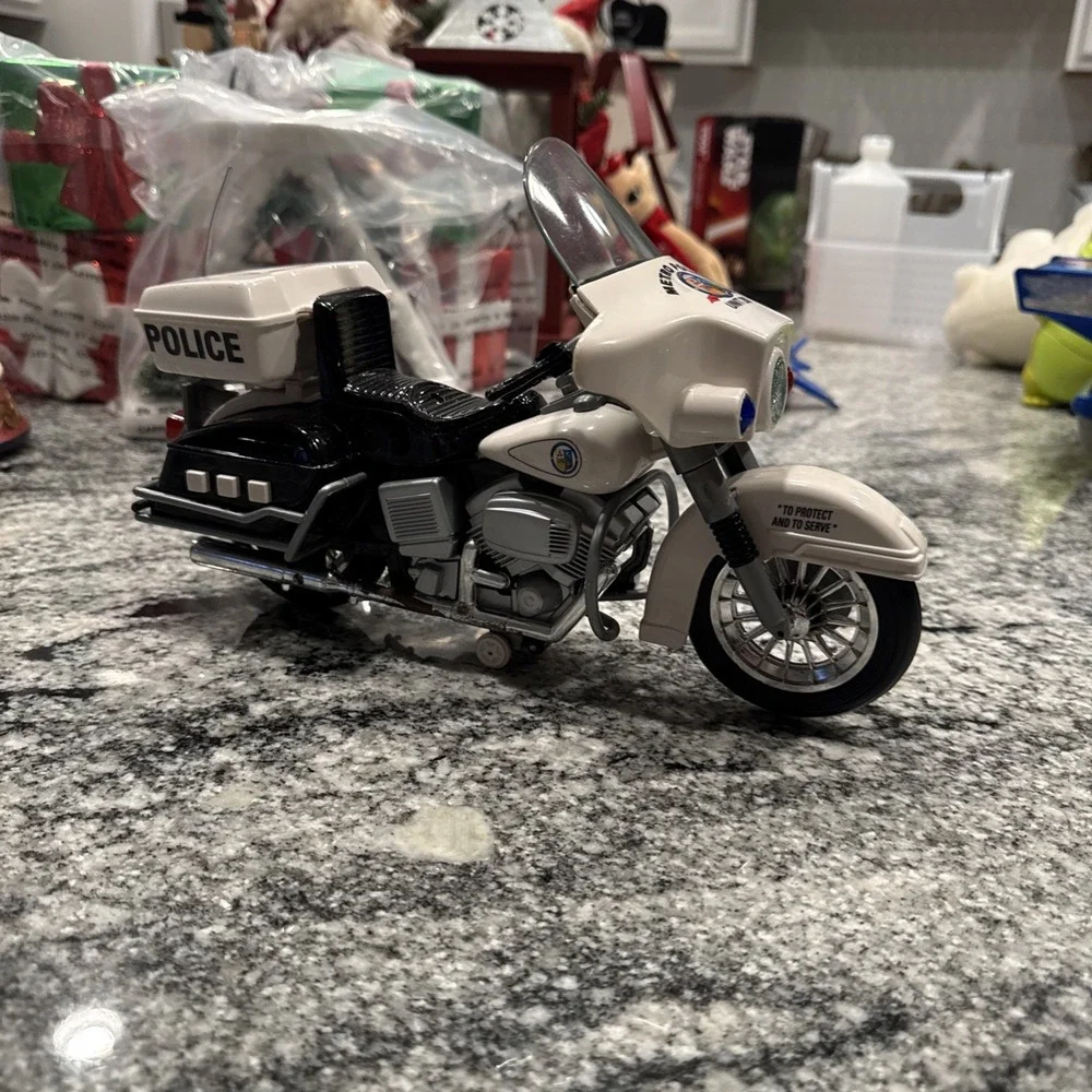 1960s Metro Police Unit 208 Plastic Motorcycle Figurine Original Stickers‎